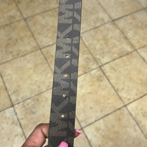 NWT MK reversible belt - Picture 7 of 7